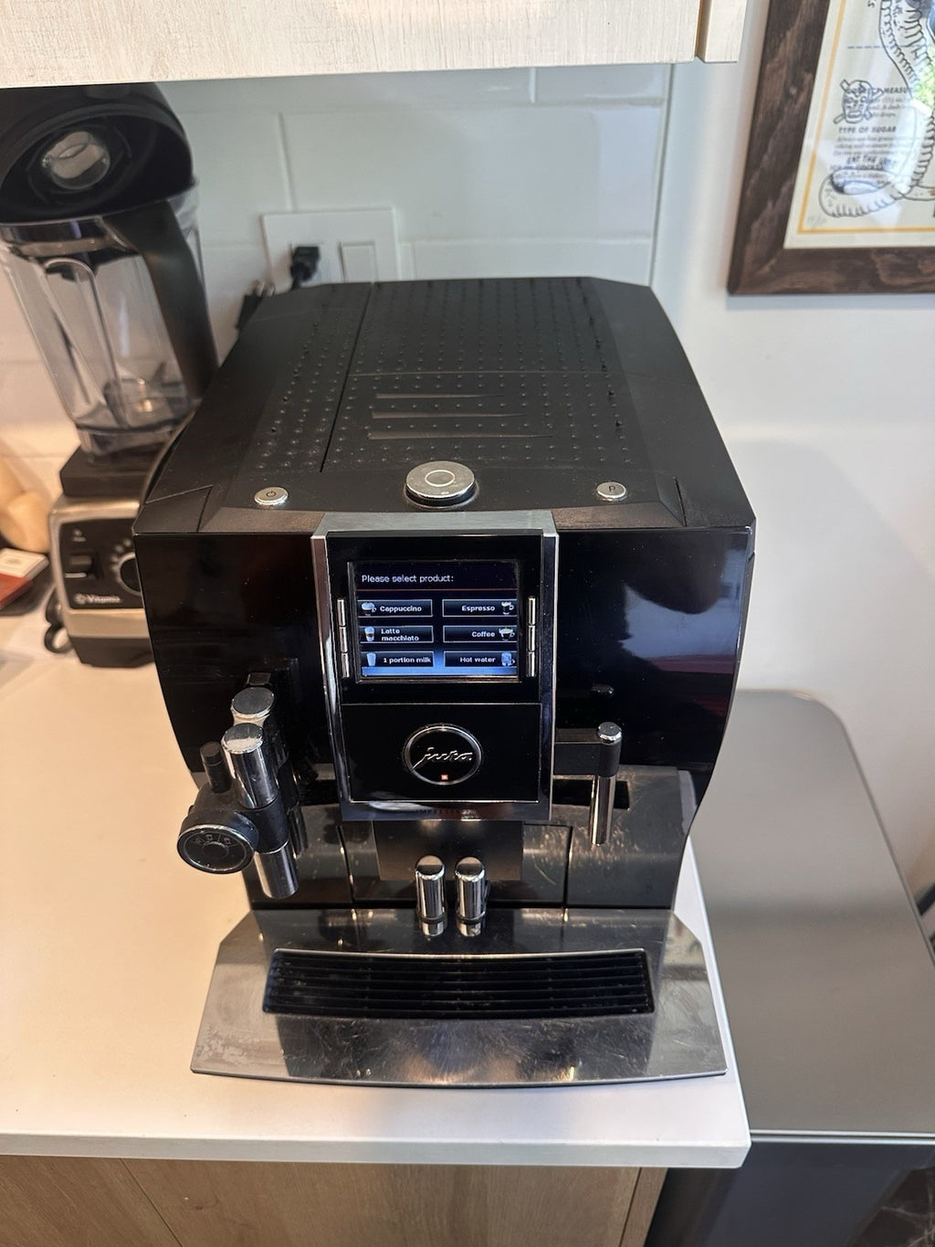 Jura Impressa Z9 Professional Coffee Machine – Recently Refurbished, High-End Espresso Maker